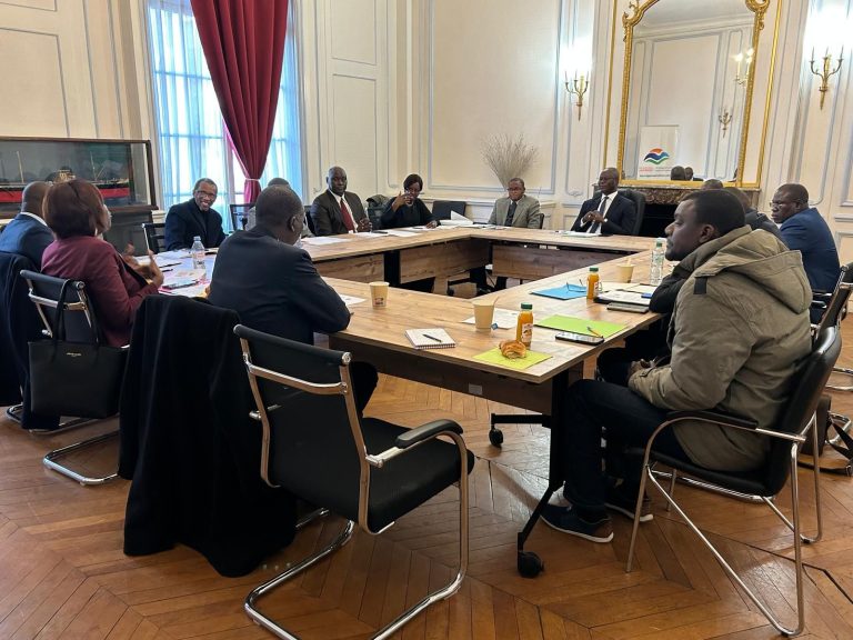 Rencontre Ambassadeur et Consuls